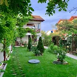 Casa Palaghia Доуэ-Май