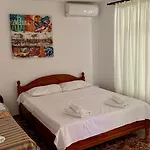 Casa Palaghia 2*