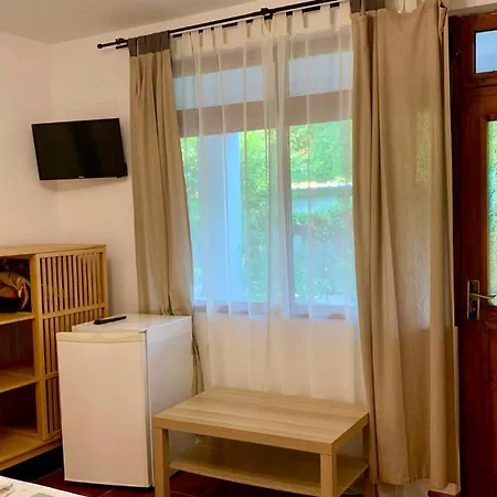 Casa Palaghia 2*