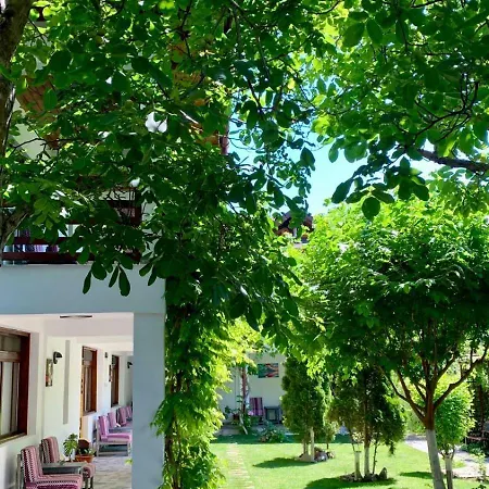 Casa Palaghia 2*